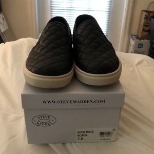 Steve Madden Black Loafers